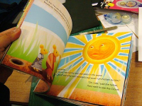 مكتبة الطفل وتجهيزاتها Livre